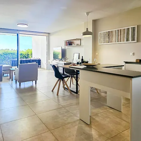 Apartment Casa Banderas Garden Level Pool Front