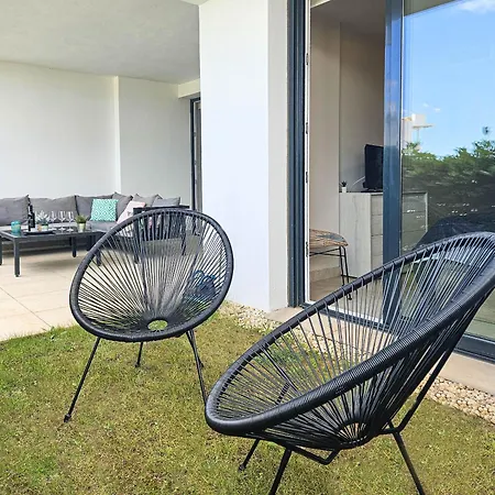 Apartment Casa Banderas Garden Level Pool Front